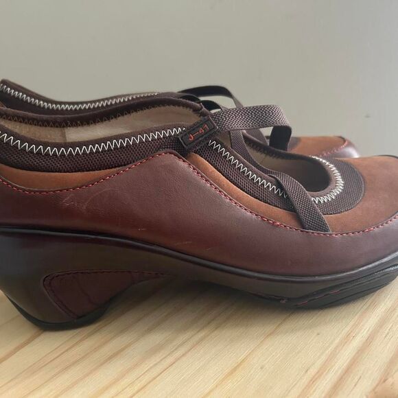 Women's 10m J-4` Adventure On Slip on Comfort Wedge with cross strap brown shoes - Picture 2 of 8